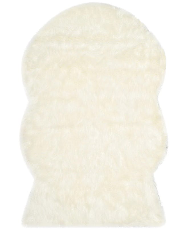 Faux Sheep Skin Ivory 3' X 5' Area Rug