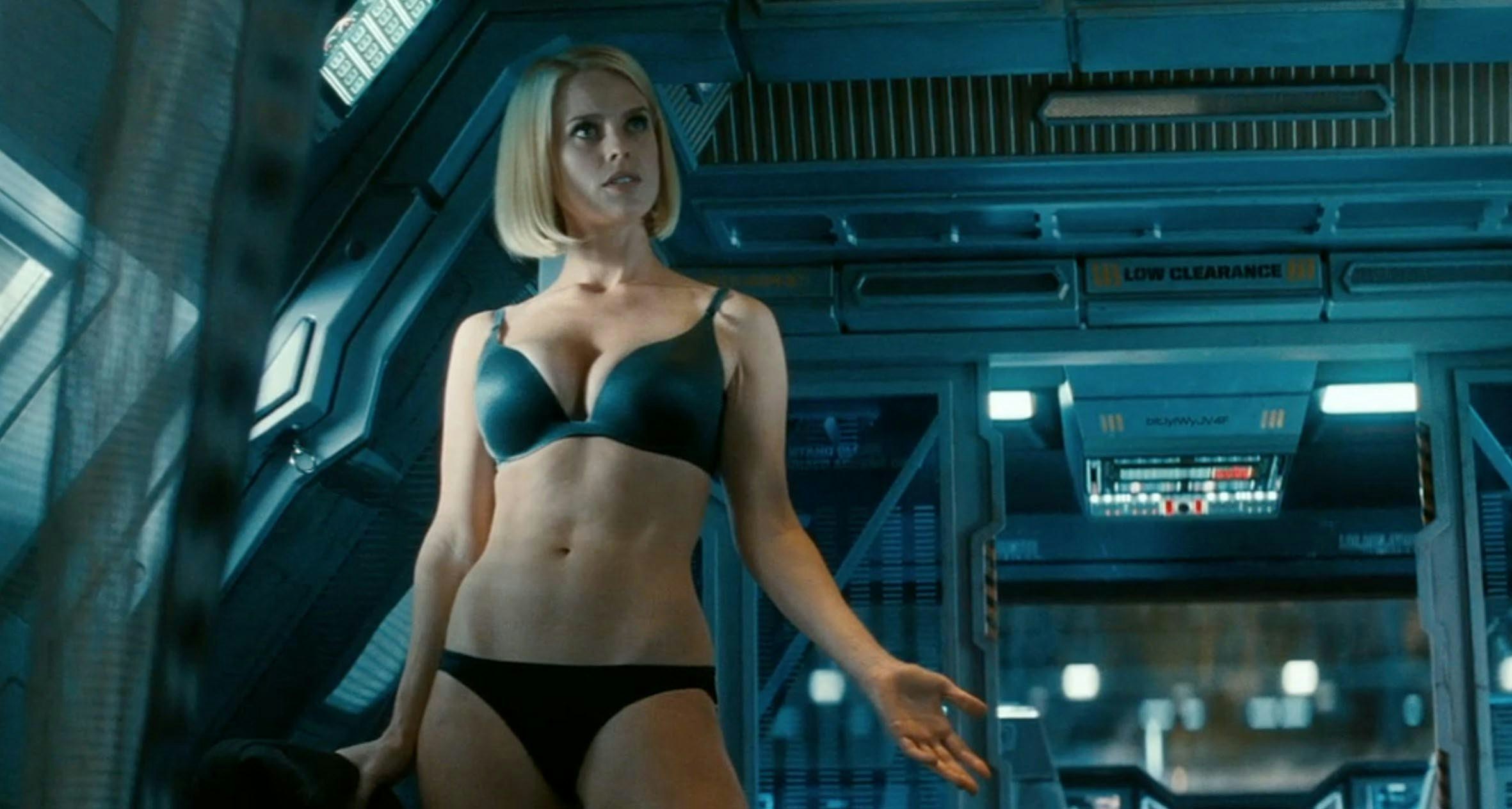 Star Trek Into Darkness' Alice Eve Defends That Controversial