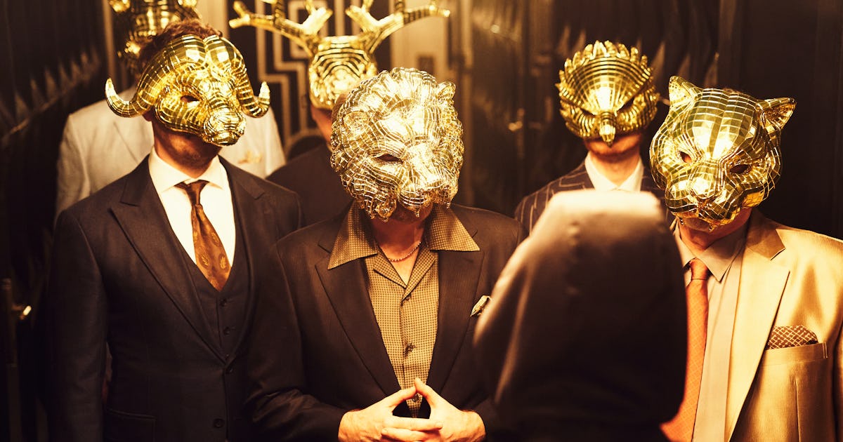 Why ‘Squid Game’ VIPs Acting & Dialogue Felt Unnatural, According To