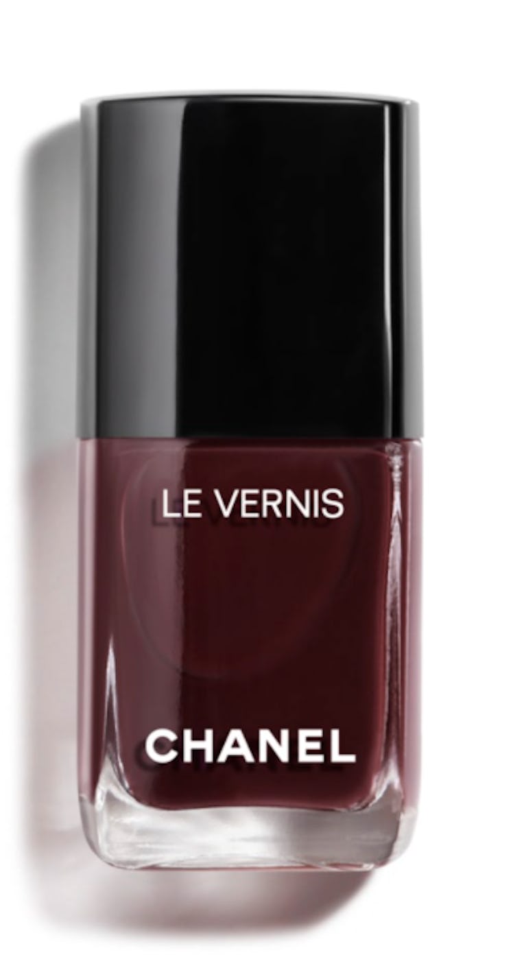 Le Vernis Nail Colour in Rouge Noir