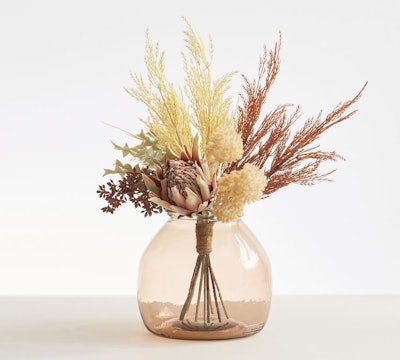 Centerpiece; dried grass in clear vase