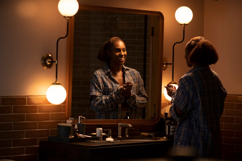 Issa talking to herself in the mirror in the Season 5 premiere of 'Insecure'