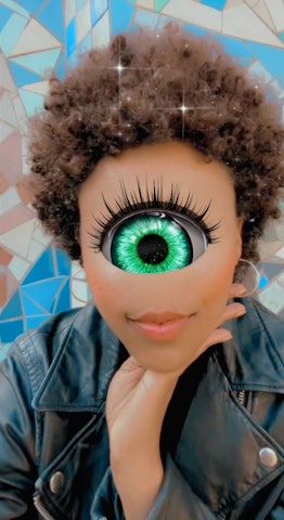 Snapchat's Halloween 2021 Bitmoji outfits and Lenses include a Cute Cyclops Lens.
