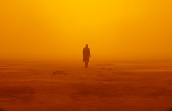 K walking through a hazy Las Vegas in Blade Runner 2049