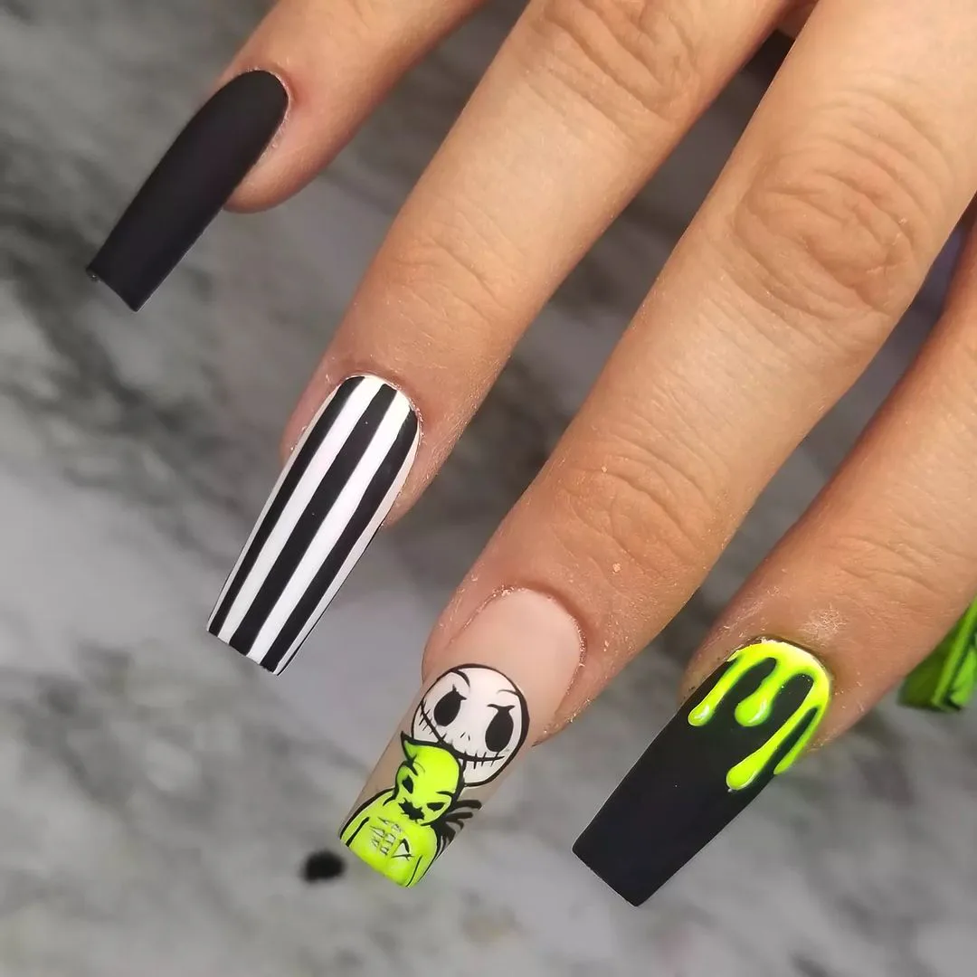 Halloween Nails 2021: 12 Spooky Design Ideas