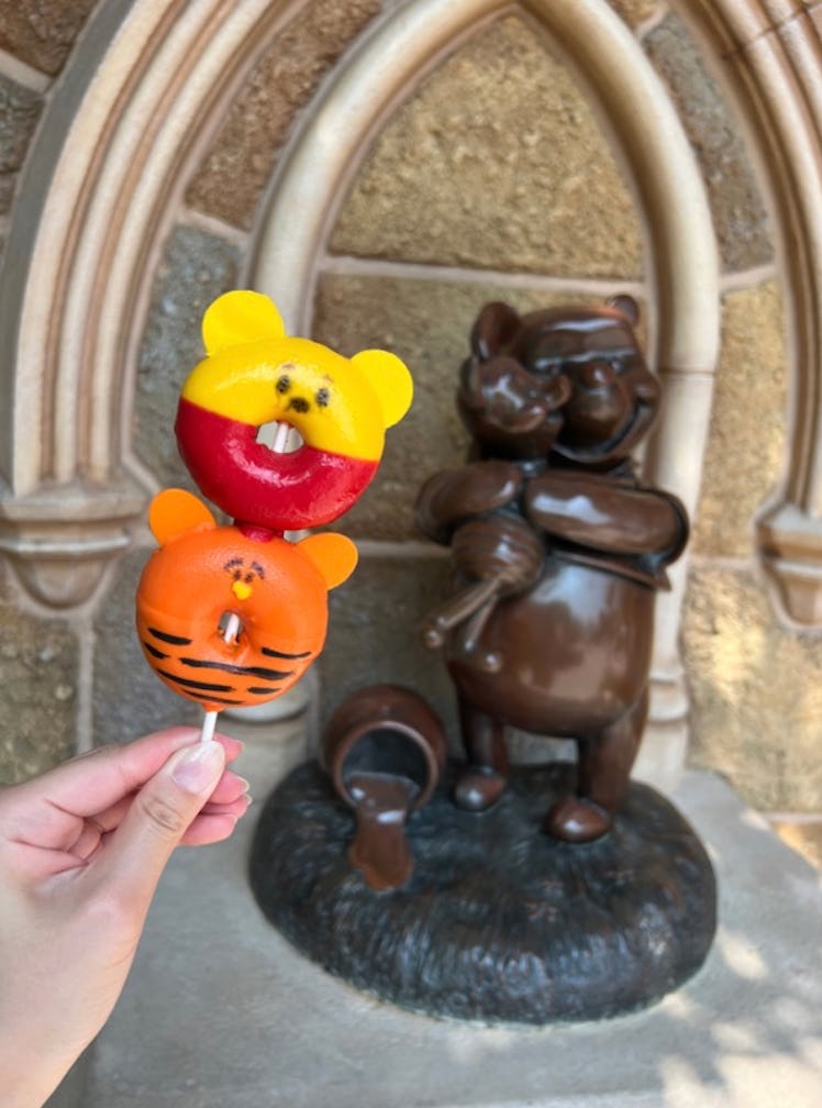 Snag these 'Winnie the Pooh' donut lollipops at Hong Kong Disneyland for the 95th anniversary.