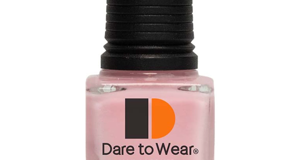 12 Engagement Nail Polishes That Emphasize Your Stone S Sparkle 12 Engagement Nail Polishes That Emphasize Your Stone S Sparkle