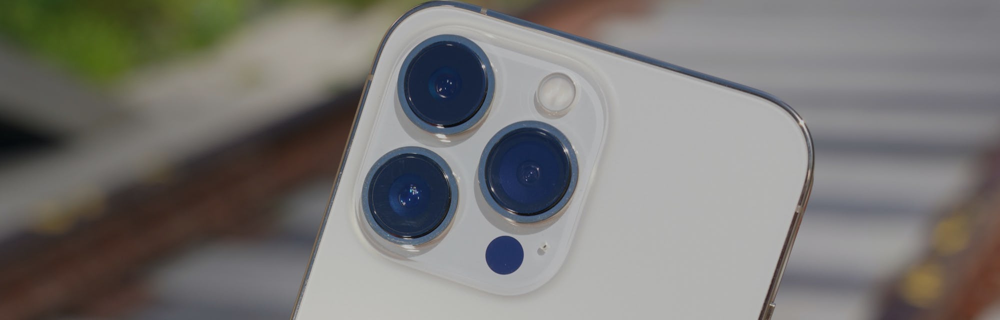 iOS 15.1 is now out with fix for iPhone 13 Pro’s annoying auto macro mode