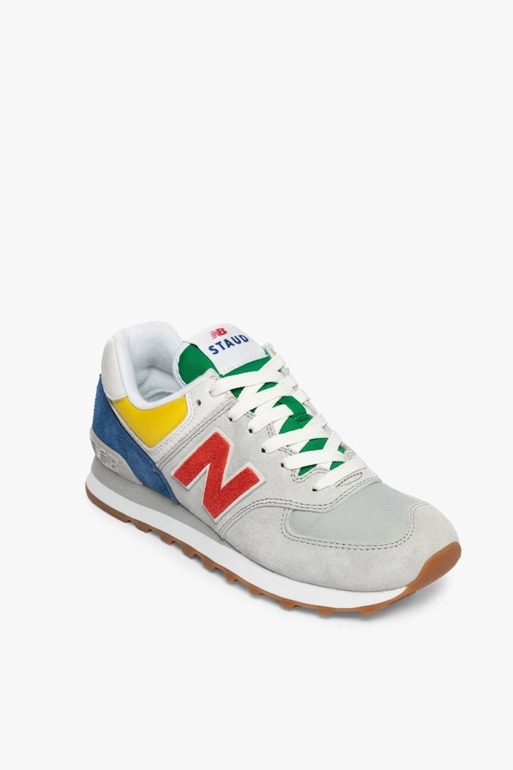 New Balance x STAUD's 574 unisex sneakers in raincloud. 