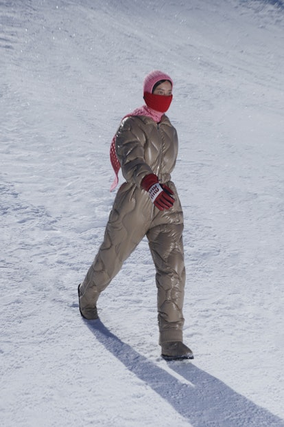 Chic sulla neve: le capsule collection più ricercate per andare a sciare 