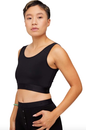 Can I wear a bra under a chest binder? I have a strapless binder but my  parents don't know and I want to wear a bra to make sure they aren't  suspicious. 