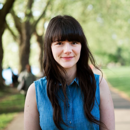 Here’s how to neutralize red tones in your hair, according to stylists.