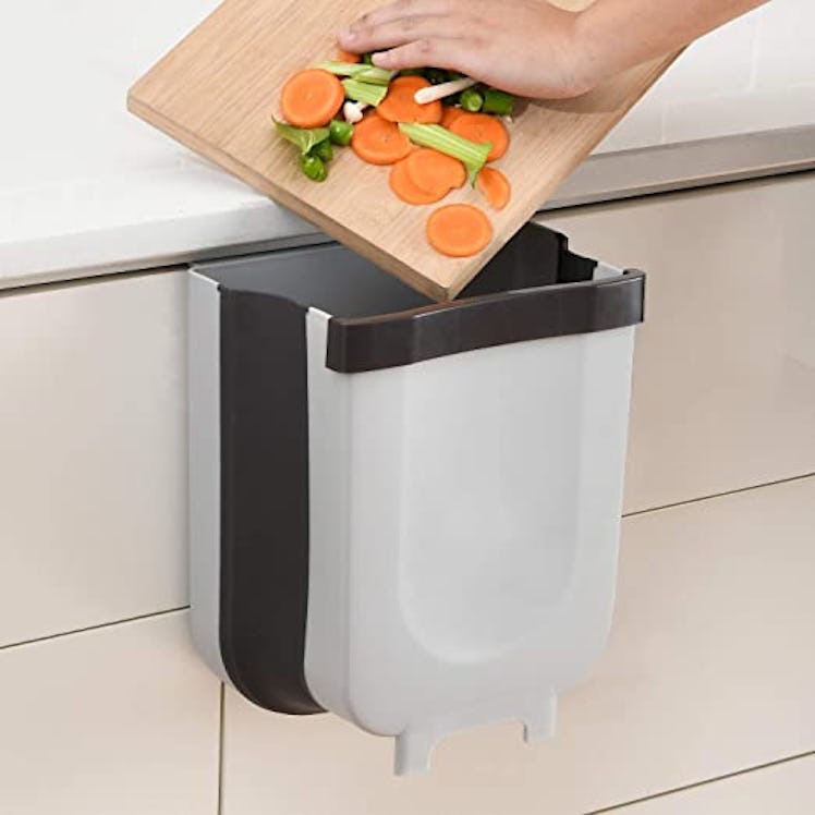 Subekyu Small Hanging Kitchen Trash Can