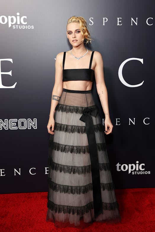  Kristen Stewart attends the Los Angeles premiere of Neon's "Spencer"