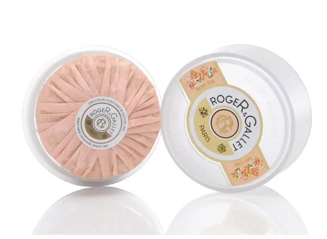 Roger & Gallet Tea Rose Round Soap in Travel Box