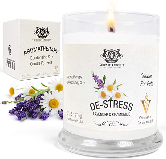 Gerrard Larriett Aromatherapy Pet Care Lavender & Chamomile Aromatherapy Deodorizing Soy Candle 