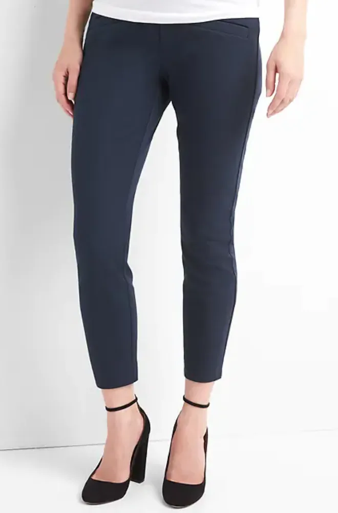 15 Cute Maternity Work Clothes You Won't Hate: Dress Pants, Blazers, & More 15 Cute Maternity Work Clothes You Won't Hate: Dress Pants, Blazers, & More