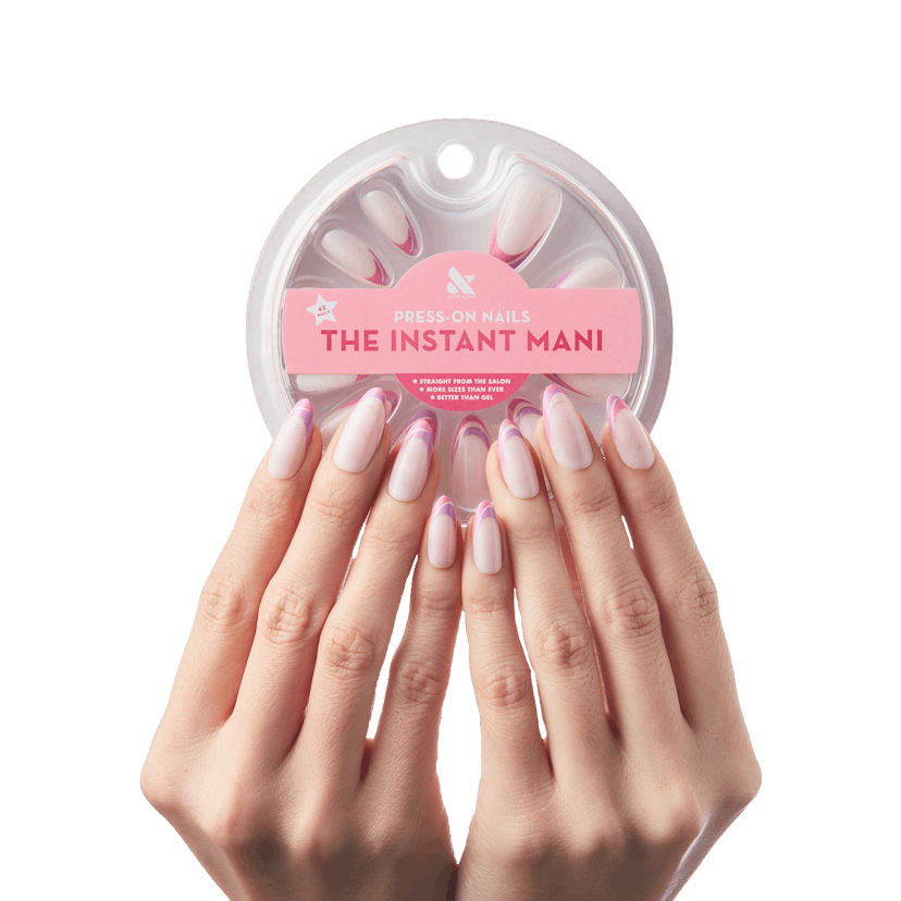 Olive & June’s press-on nails are making nail art really easy. It's basically an instant manicure, a...