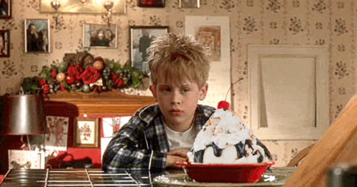 This ‘Home Alone’ Hotel Suite In Chicago Is A Kevin McCallister-Worthy Stay