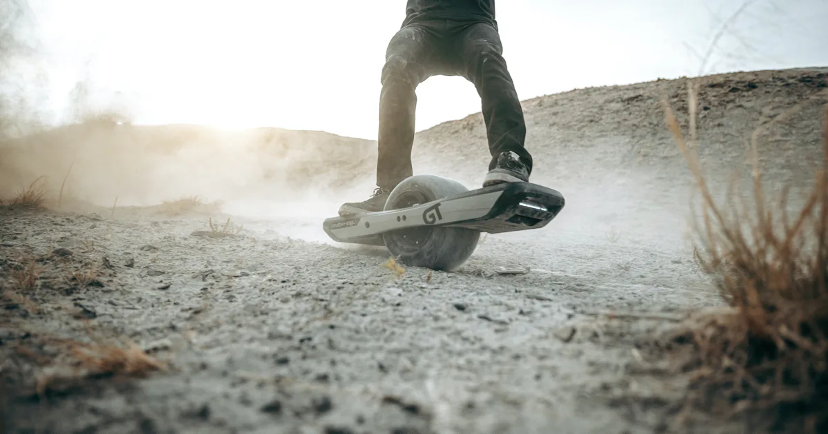 Onewheel Gt S 32 Mile Range Is Nearly Double The Old Onewheel Xr Onewheel Gt S 32 Mile Range Is Nearly Double The Old Onewheel Xr