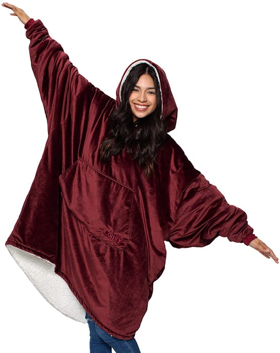 THE COMFY Original Oversized Microfiber & Sherpa Wearable Blanket