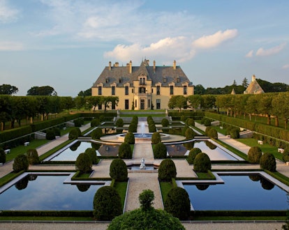 The Oheka Castle in New York was used as the filming location for the Hungary hunting trip in Season...