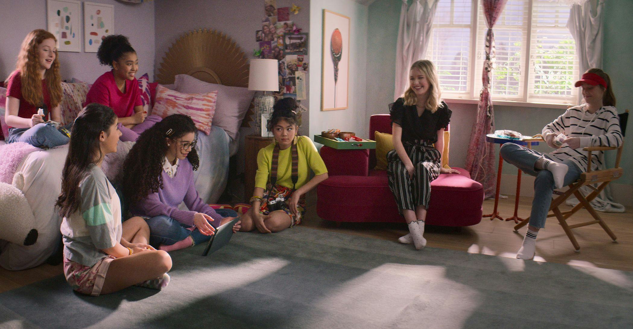 VIVIAN WATSON as MALLORY PIKE, KYNDRA SANCHEZ as DAWN SCHAFER, ANAIS LEE as JESSI RAMSEY, MALIA BAKE...