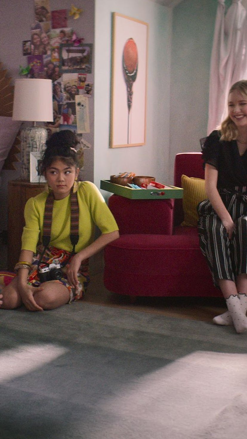 VIVIAN WATSON as MALLORY PIKE, KYNDRA SANCHEZ as DAWN SCHAFER, ANAIS LEE as JESSI RAMSEY, MALIA BAKE...