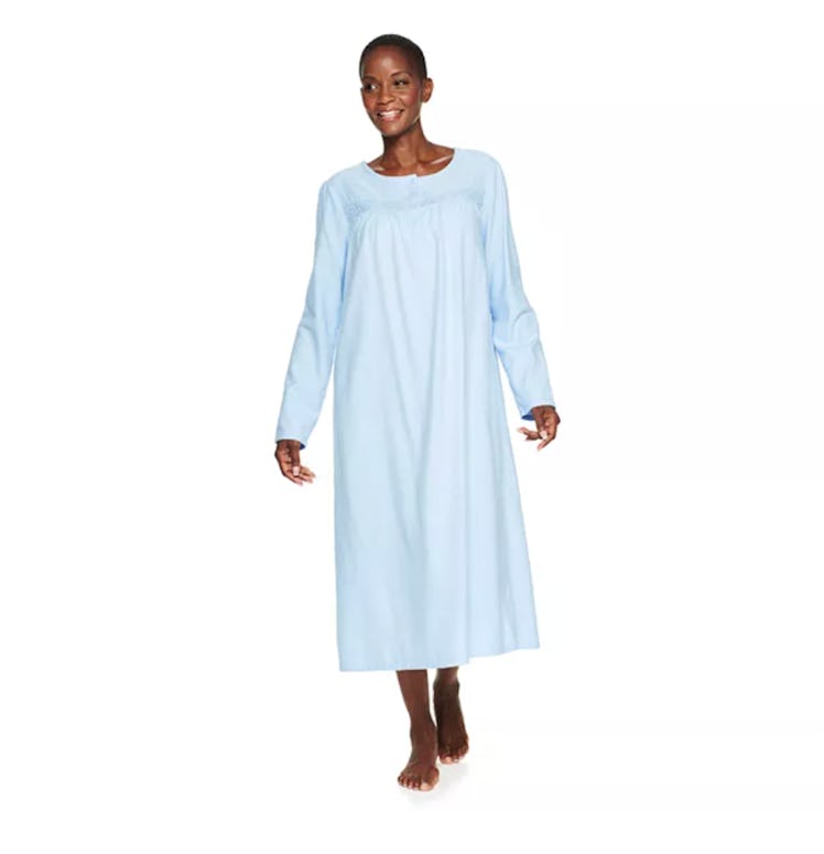 Dors Gardner wears a light blue nightgown on 'AHS: Double Feature.'