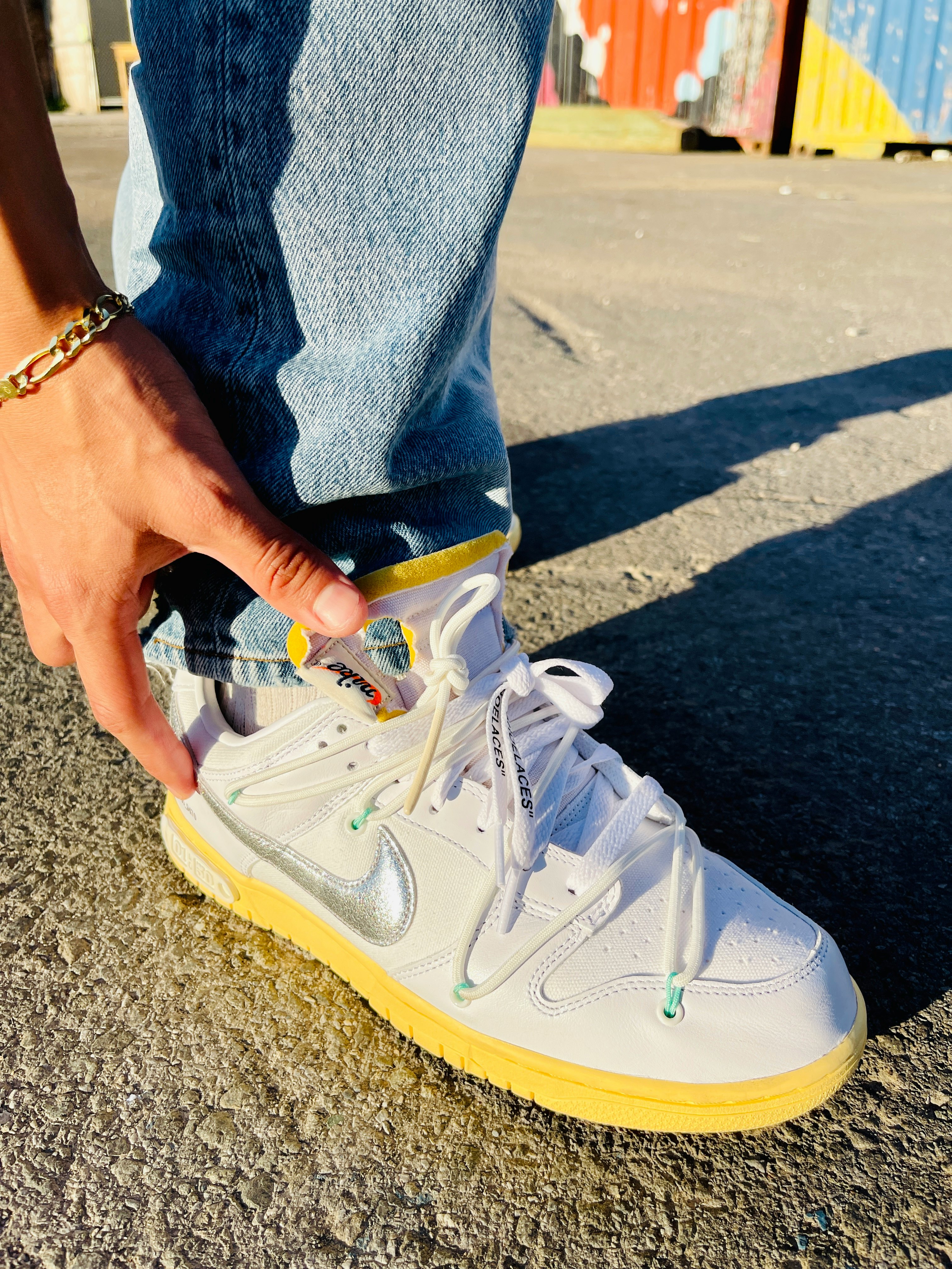 off white dunks lot on feet