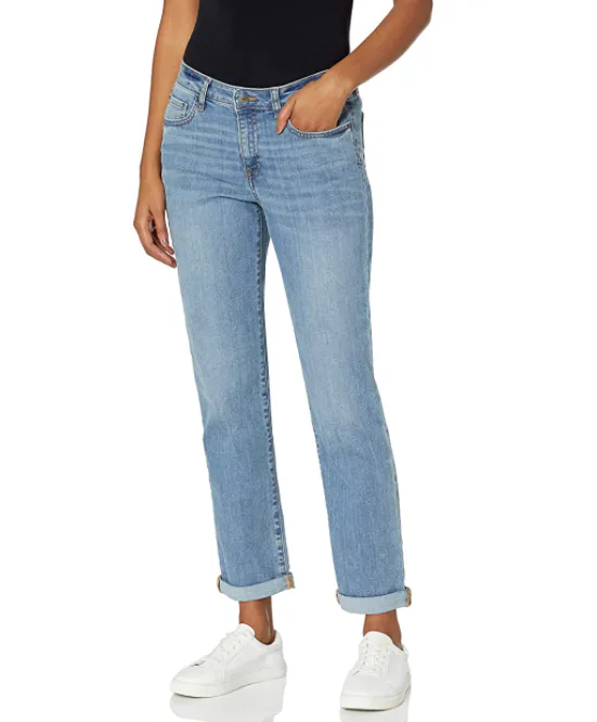 The 16 Best Jeans For Women With Big Thighs In 2022