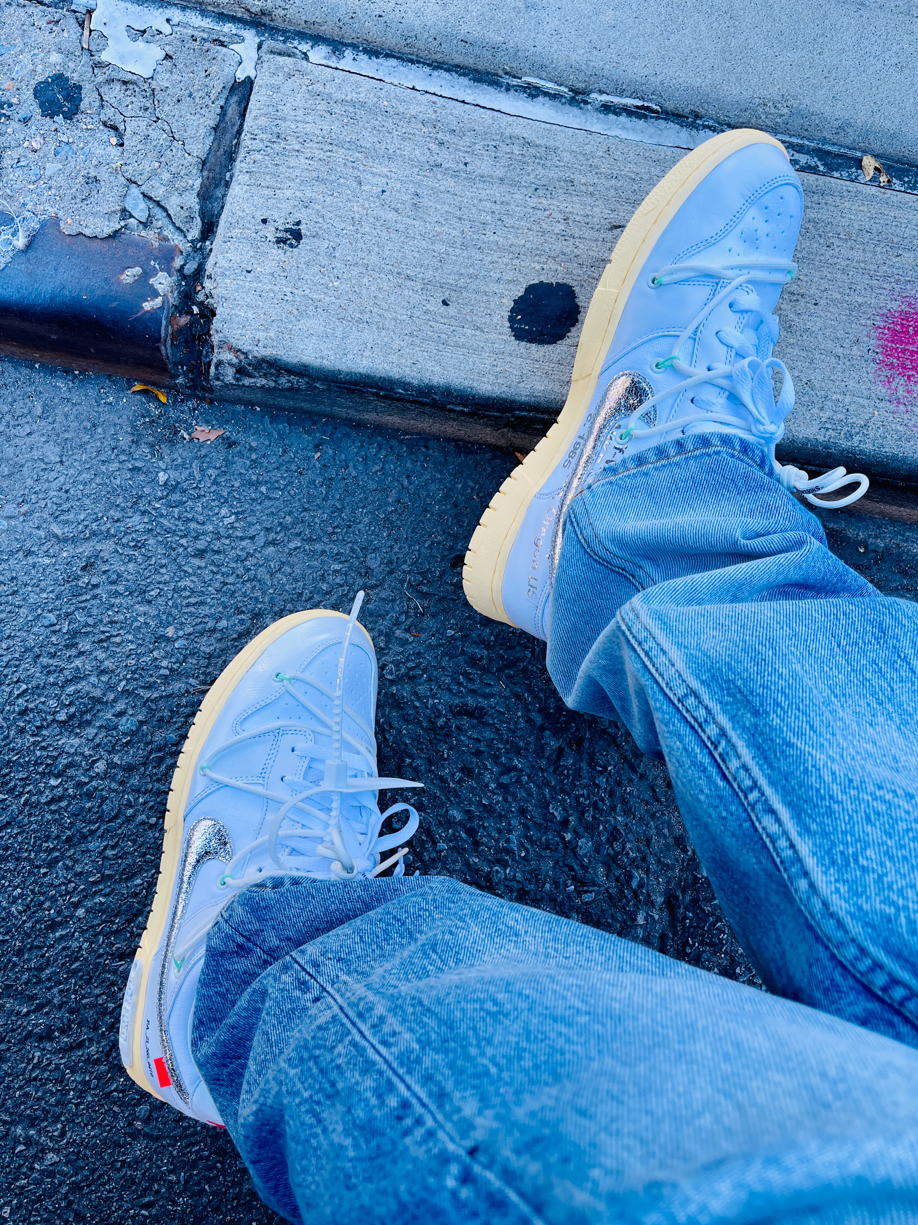 off white lot 1 on feet