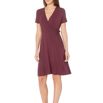Amazon Essentials Women's Cap-Sleeve Faux-wrap Dress