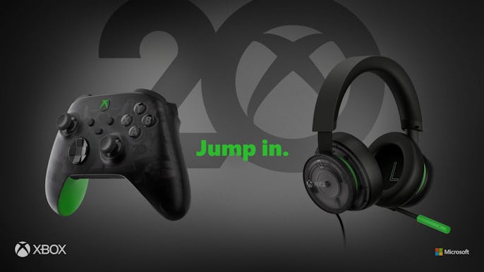 Xbox translucent headset and controller for 20th anniversary 