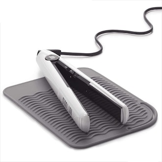 OXO Good Grips Silicone Mat for Curling Irons and Flat Irons