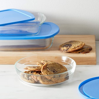 Amazon Basics Oven Safe Glass Baking and Food Storage Dish Set (Set of 3)