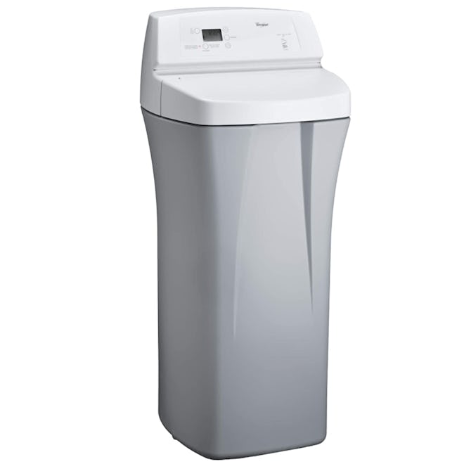 This NSF-certified water softener system hooks up to your main water supply and uses sodium to remov…