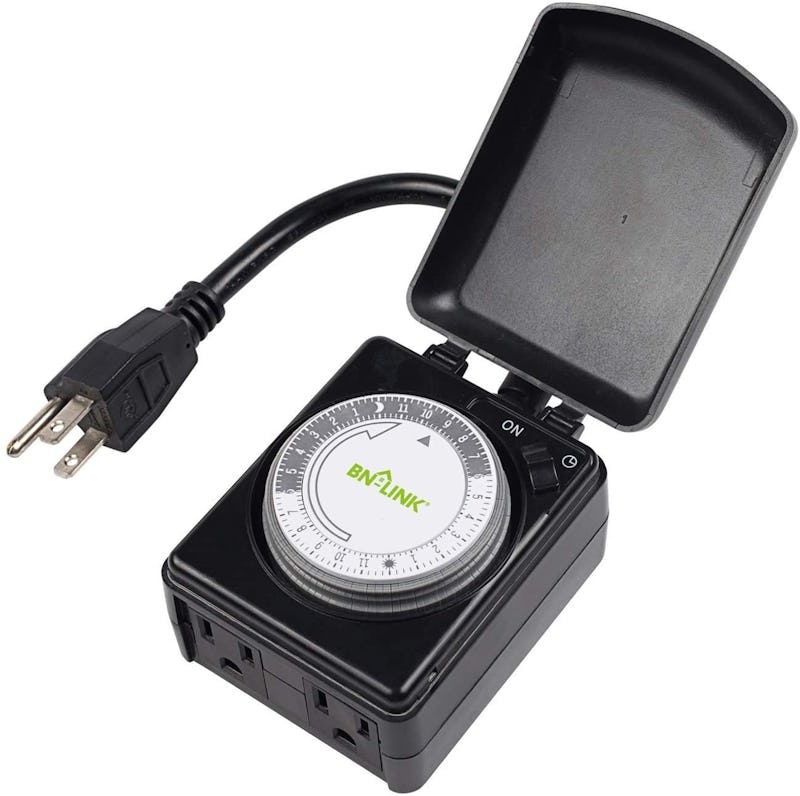 The 5 Best Outdoor Timers For Christmas Lights Christmas Light Timer Outdoor