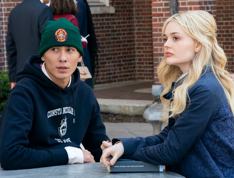 Evan Mock and Emily Alyn Lind in Gossip Girl
