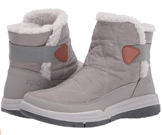 The 7 Best Winter Boots For Wide Feet The 7 Best Winter Boots For Wide Feet