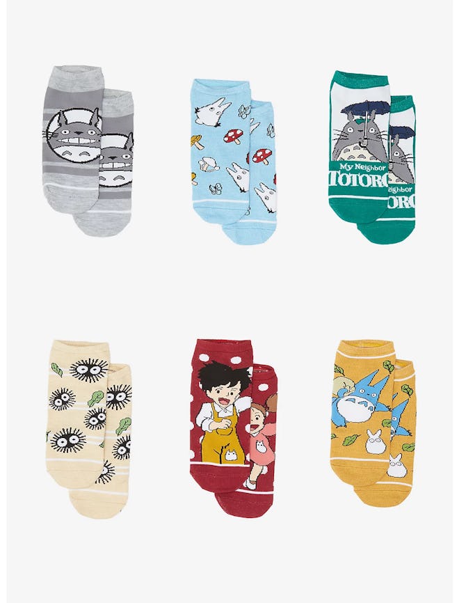 Socks inspired by the Studio Ghibli film 'My Neighbor Totoro.'