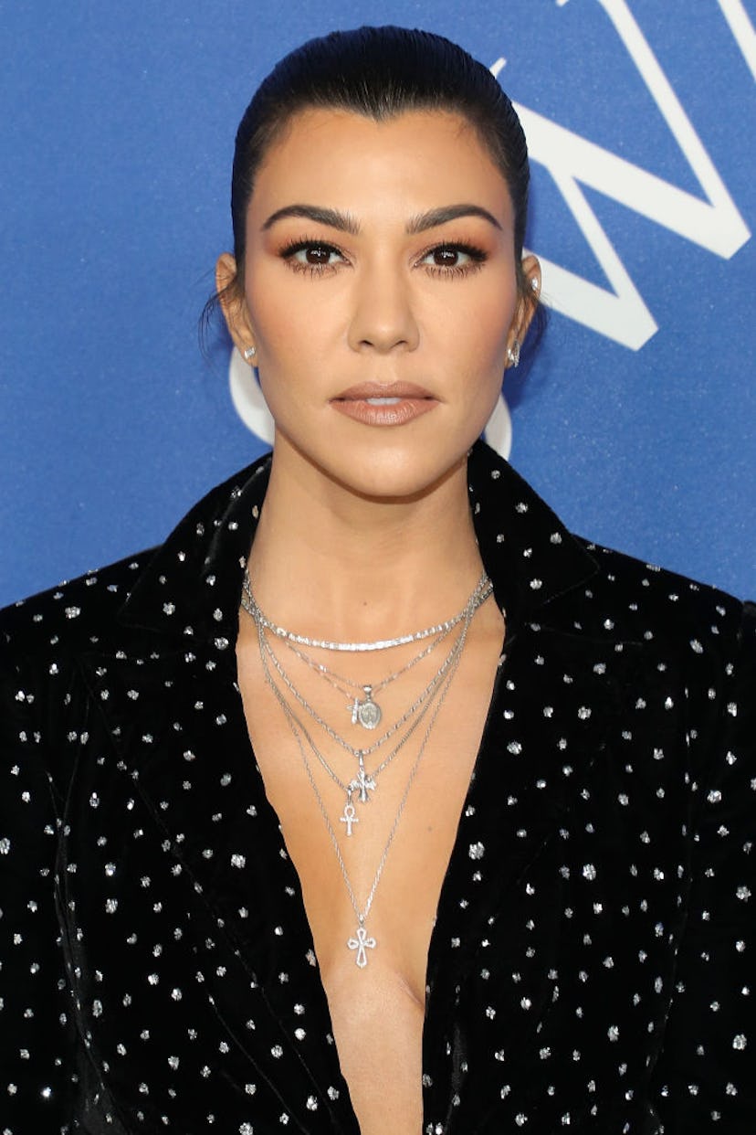 Kourtney Kardashian at the 2018 CFDA Awards with '90s-style brown makeup.