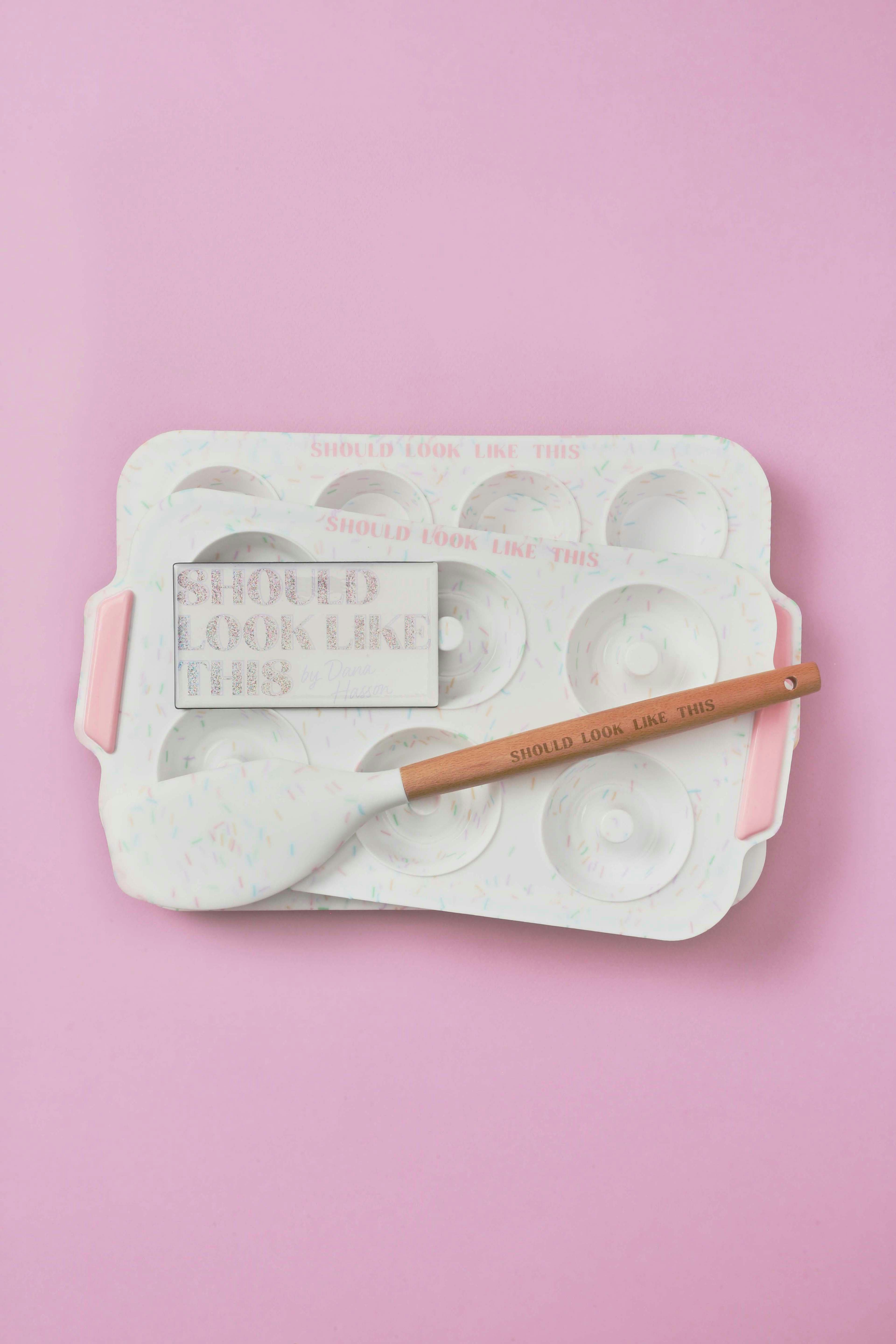 18 Best Gifts To Get People You Don’t Know Very Well