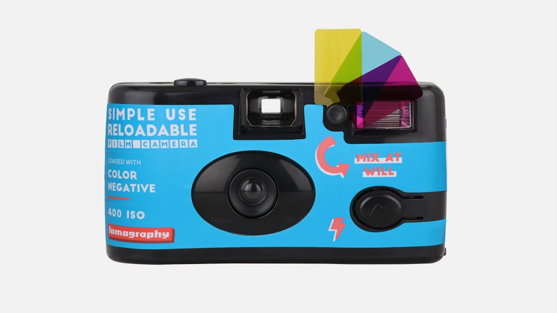 90s Colorful, Cheap Camera: Fujifilm Quicksnap 800 Waterproof Review