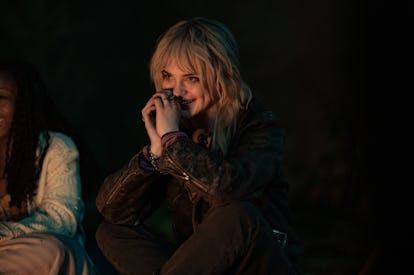 'Yellowjackets' Isn't Based On A True Story, But It'll Remind You Of A