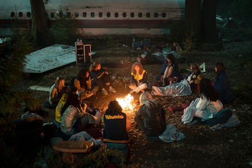 Jane Widdop as Laura Lee, Jasmin Savoy Brown as Taissa, Liv Hewson as Van, Samantha Hanratty as Mis...