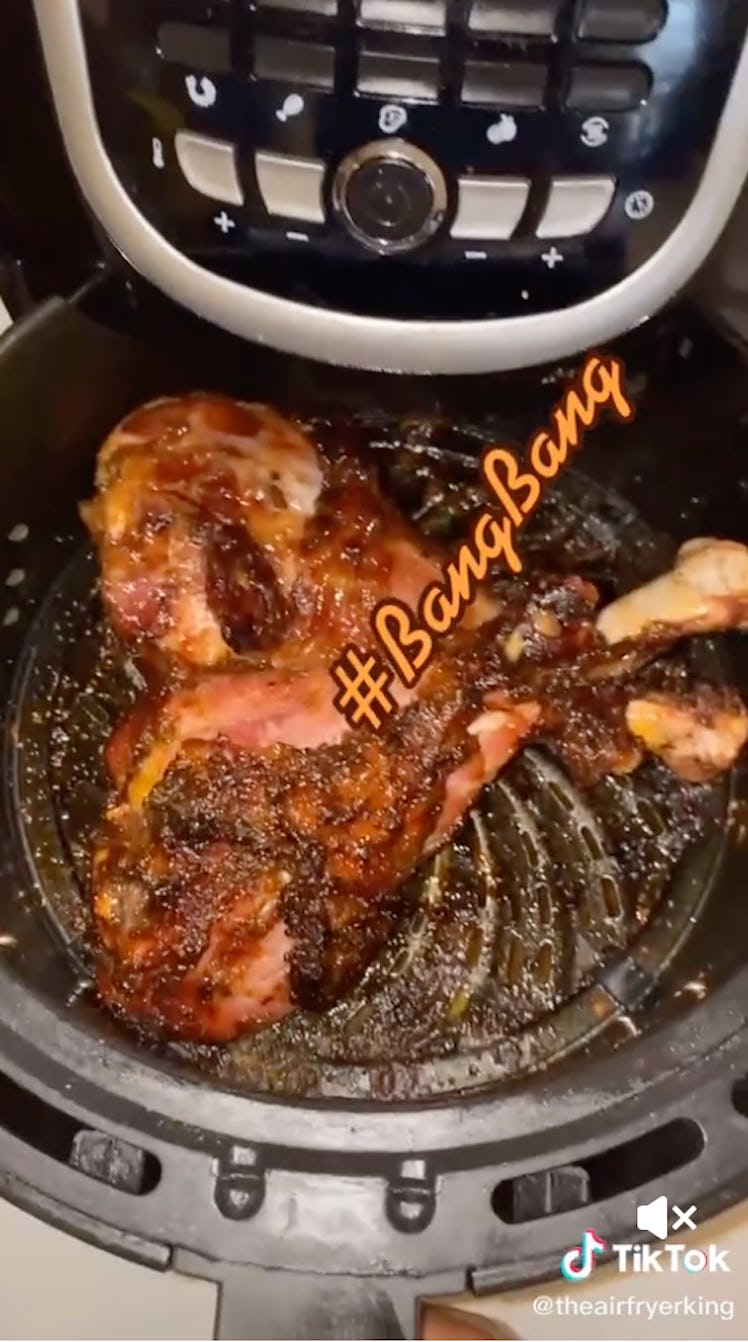 Replicate Disney's turkey legs with this easy air fryer Thanksgiving recipe from TIkTok.