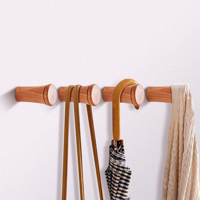 HomeDo Wooden Wall Hooks (5-Pack)