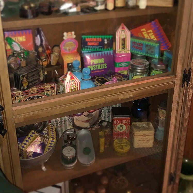 This 'Harry Potter' suite in Georgia has tons of candy from Diagon Alley.