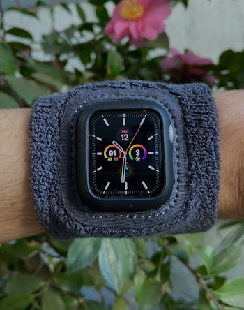 Actionband Review The Band All Sweaty Apple Watch Users Need Actionband Review The Band All Sweaty Apple Watch Users Need